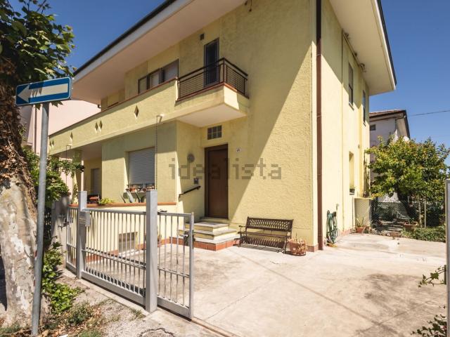 Appartamento in vendita di 129 m² in Via G. Galilei, 43