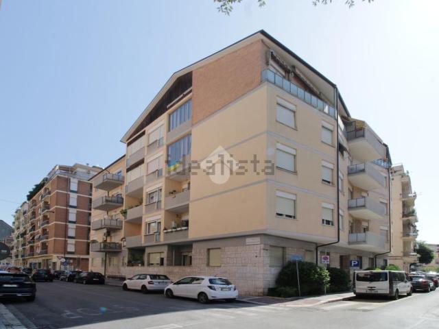 Appartamento in vendita di 129 m² in Via Galileo Ferraris, 3