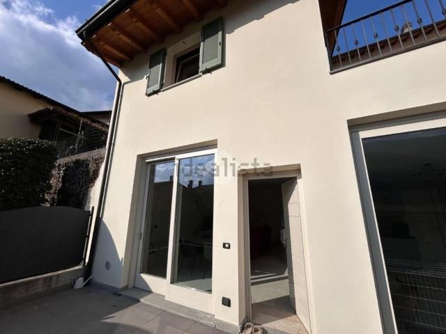 Appartamento in vendita di 129 m² in Via Dante Alighieri, 44