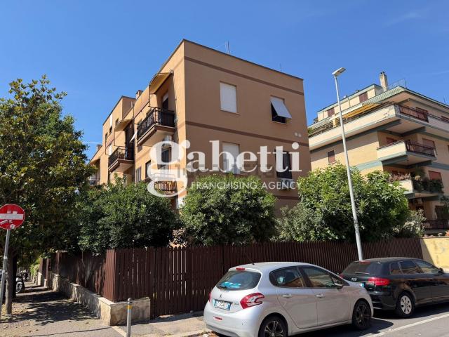 Appartamento in vendita di 129 m² in Via Delle Azalee