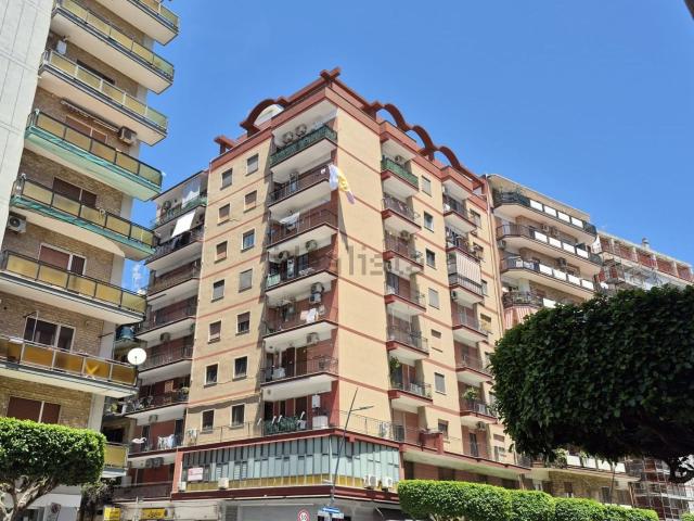 Appartamento in vendita di 129 m² in Via Emilia, 47