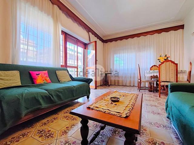Appartamento in vendita di 129 m² in Via Emilio Praga, 47
