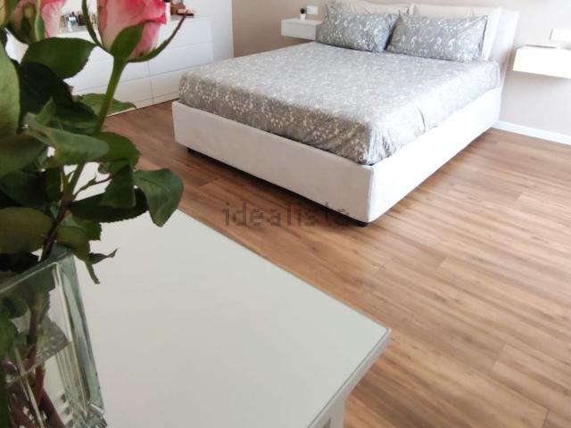 Appartamento in vendita di 129 m² in Via Faentina, 452