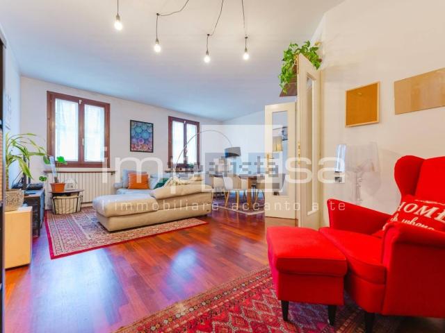 Appartamento in vendita di 129 m² in Via Ognissanti, 12
