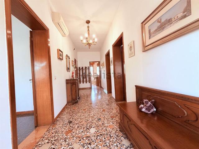Appartamento in vendita di 129 m² in Via Monte Varella