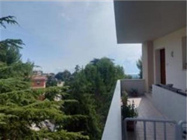 Appartamento in vendita di 129 m² in Via Mattutini