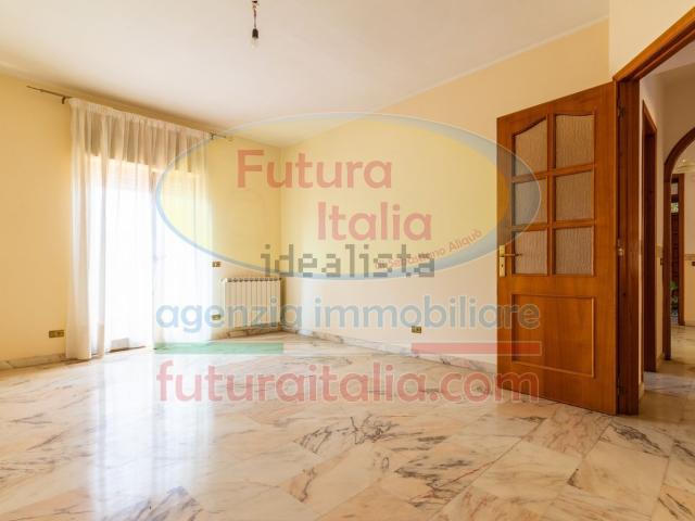 Appartamento in vendita di 129 m² in Via Maceo, 175