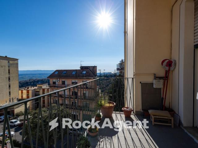 Appartamento in vendita di 129 m² in Via Madonna dei Cieli, 40