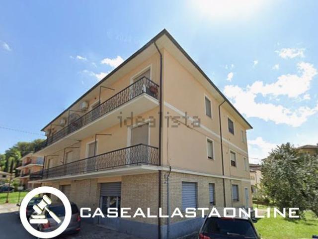 Appartamento in vendita di 129 m² in Via Marzabotto