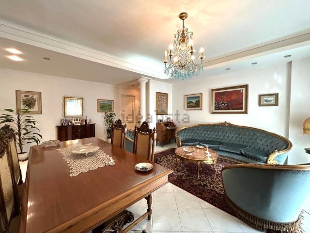 Appartamento in vendita di 129 m² in Via Muzio Scevola, 86