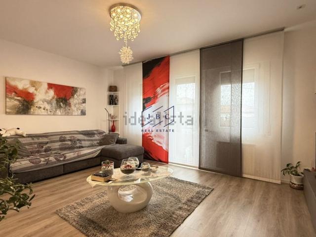 Appartamento in vendita di 129 m² in Via San Magno
