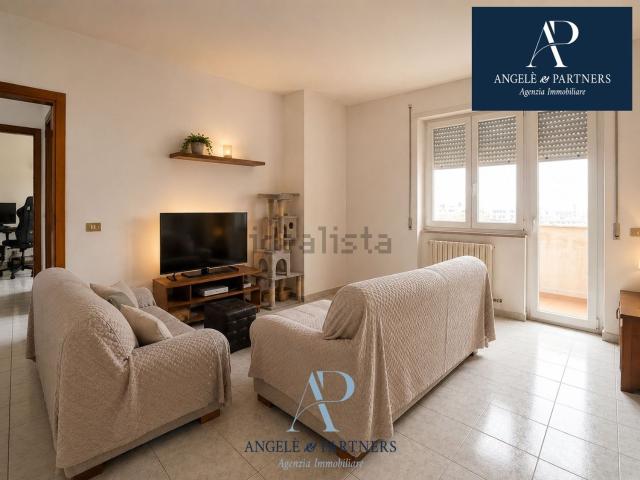 Appartamento in vendita di 129 m² in Via Pistoia, 14