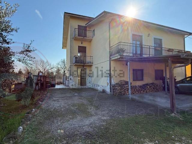 Appartamento in vendita di 129 m² in Via Raponi, 8