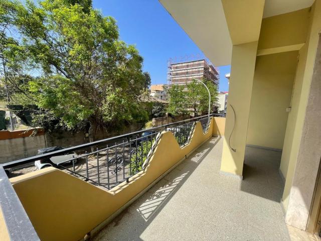 Appartamento in vendita di 129 m² in Via Reggio Campi II Tronco