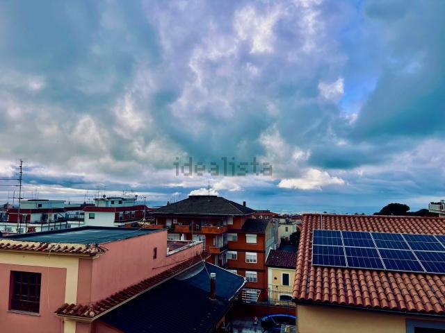 Appartamento in vendita di 129 m² in Via XXV Aprile, 16