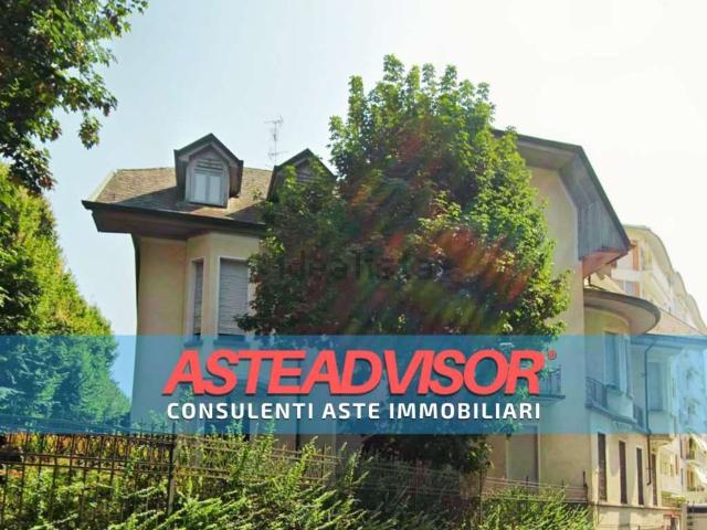 Appartamento in vendita di 129 m² in Via XX Settembre, 2