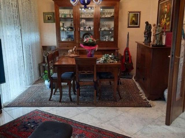 Appartamento in vendita di 129 m² in Viale Vittorio Alfieri