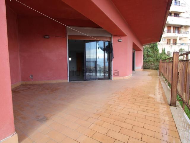 Appartamento in vendita di 129 m² in Viale Italia, 71