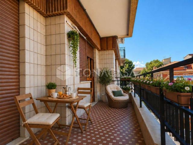 Appartamento in vendita di 129 m² in Viale Regina Elena
