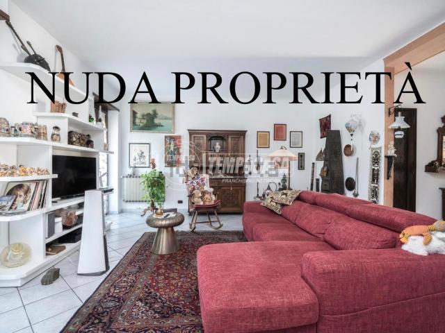 Appartamento in vendita di 129 m² in Corso Trapani