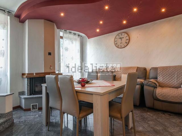 Appartamento in vendita di 129 m² in Piazza XXV Aprile, 25