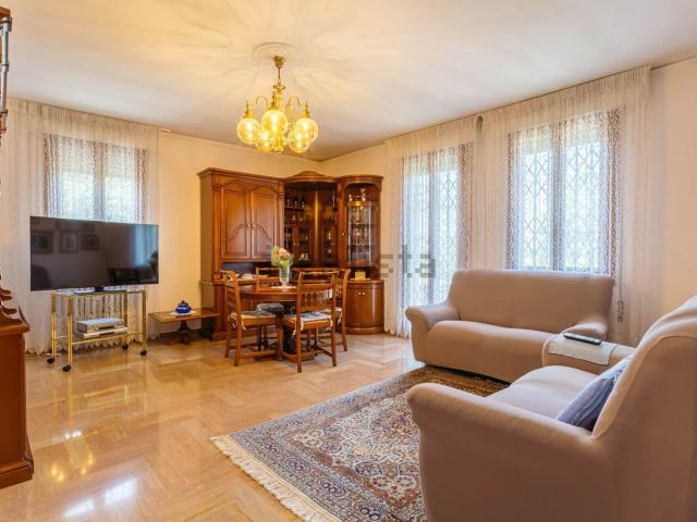 Appartamento in vendita di 130 m²