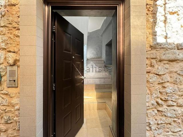 Appartamento in vendita di 130 m² in Traversa I Domenico Abbondanza, 1
