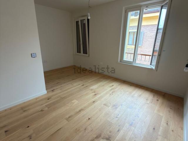 Appartamento in vendita di 130 m² in Via Coltellini