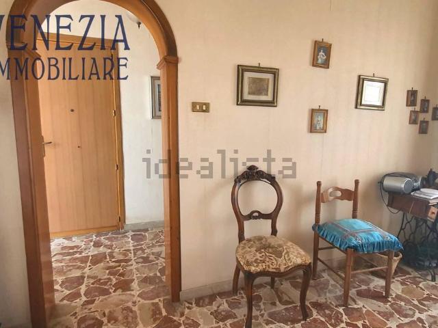 Appartamento in vendita di 130 m² in Via Conzo