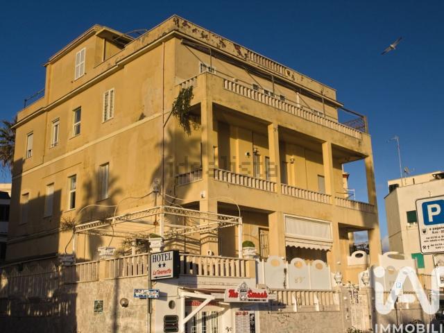Appartamento in vendita di 130 m² in Via Catilina, 2