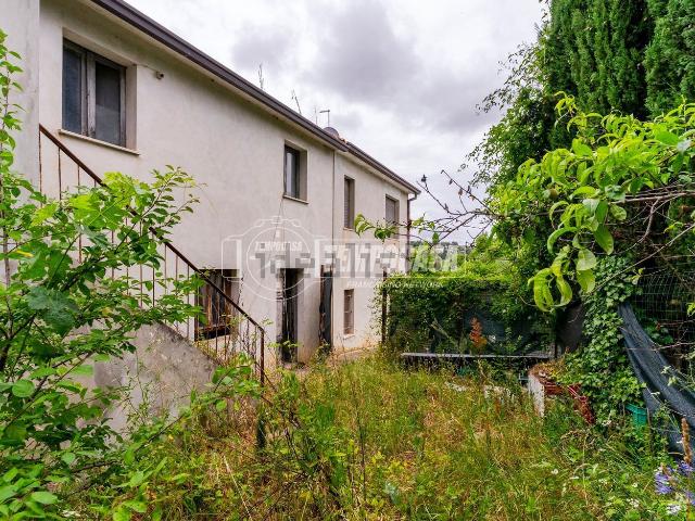 Appartamento in vendita di 130 m² in Via Cavallino