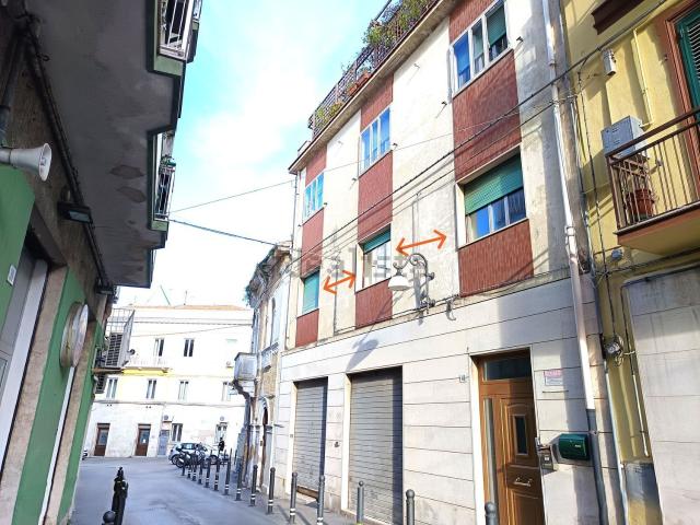 Appartamento in vendita di 130 m² in Via Cavour