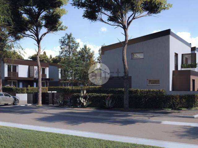 Appartamento in vendita di 130 m² in Via Caduti per la Libertà, 257