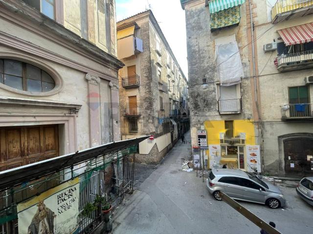 Appartamento in vendita di 130 m² in Via Calata Mercato, 1