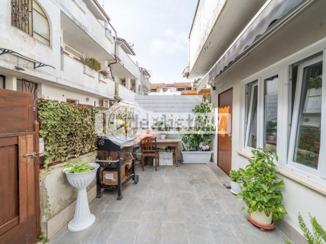 Appartamento in vendita di 130 m² in Via Cales