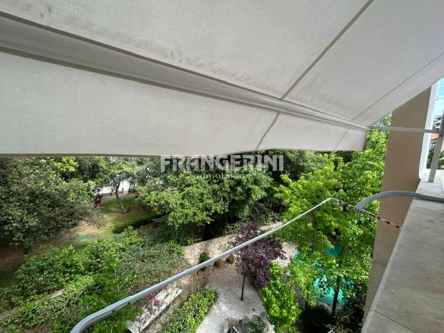 Appartamento in vendita di 130 m² in Via Calzabigi