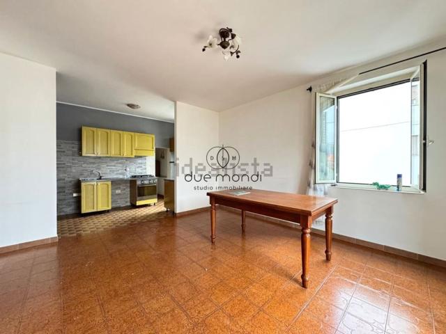 Appartamento in vendita di 130 m² in Via Camillo Bezzi