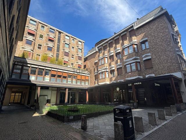 Appartamento in vendita di 130 m² in Via Camillo Cavour, 73