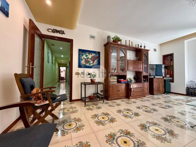 Appartamento in vendita di 130 m² in Via Campania