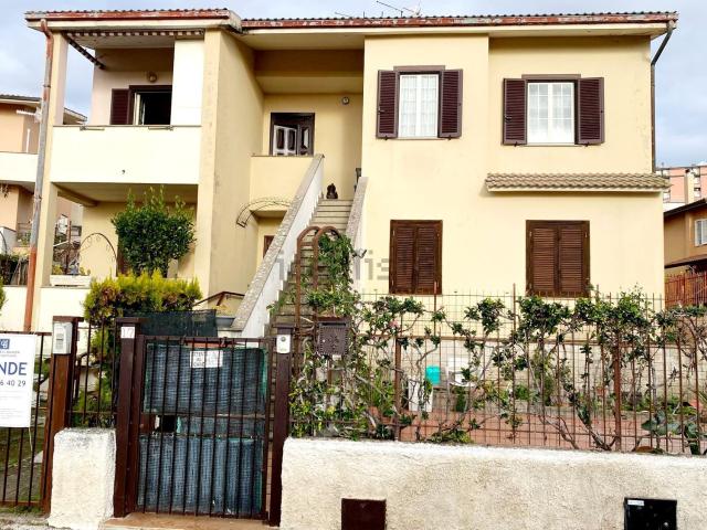 Appartamento in vendita di 130 m² in Via card. A. Quaglia, 17