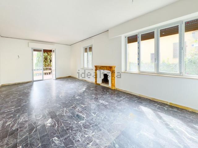 Appartamento in vendita di 130 m² in Via Cardinale Guglielmo Massaia