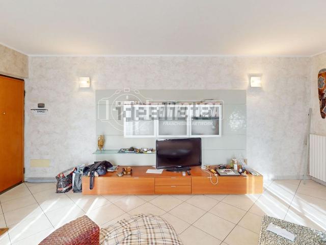 Appartamento in vendita di 130 m² in Via Carlo Cattaneo, 9