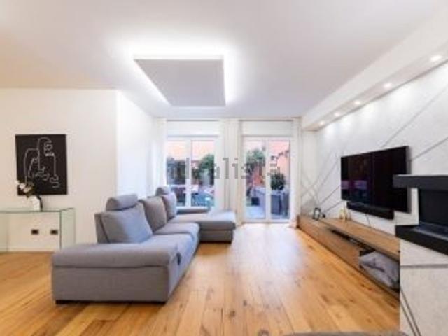 Appartamento in vendita di 130 m² in Via Carlo Armellini, 1
