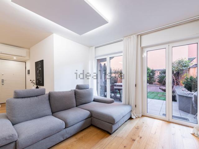 Appartamento in vendita di 130 m² in Via Carlo Armellini, 1