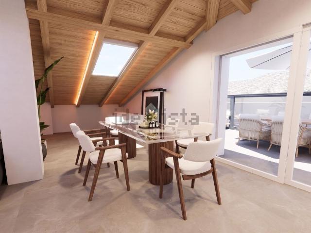 Appartamento in vendita di 130 m² in Via Carlo Jussi, 65