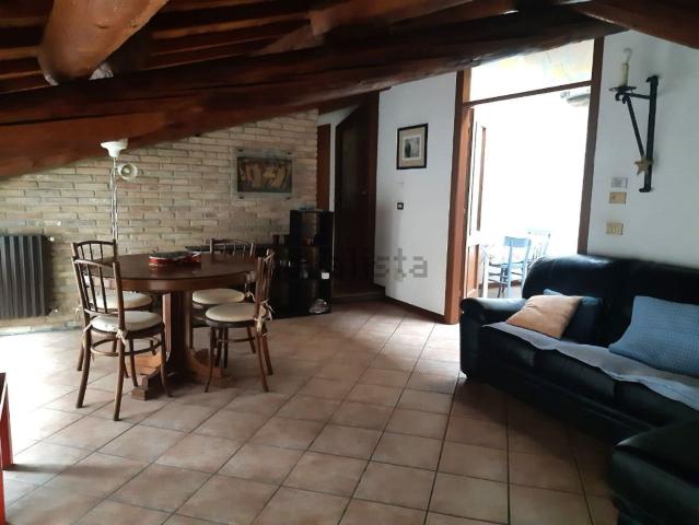 Appartamento in vendita di 130 m² in Via Carlo Mayr
