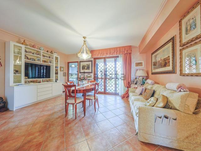 Appartamento in vendita di 130 m² in Via Carlo Muscetta, 38