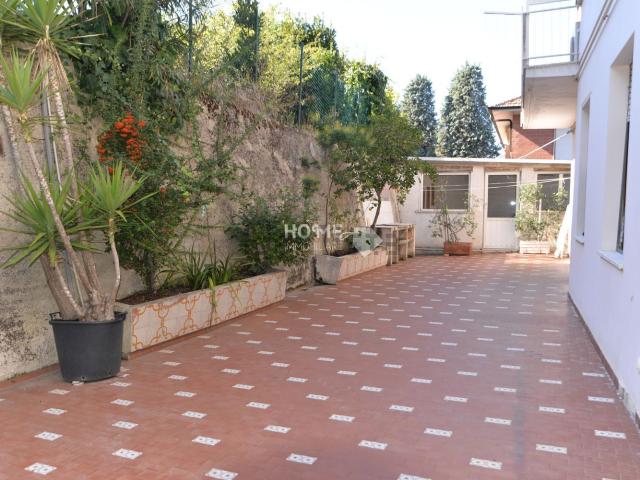 Appartamento in vendita di 130 m² in Via Carlo Sorcinelli