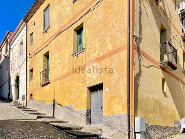 Appartamento in vendita di 130 m² in Via Carlo Pisacane, 4