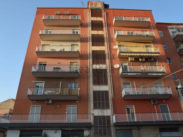 Appartamento in vendita di 130 m² in Via Carmelo Abate, 40